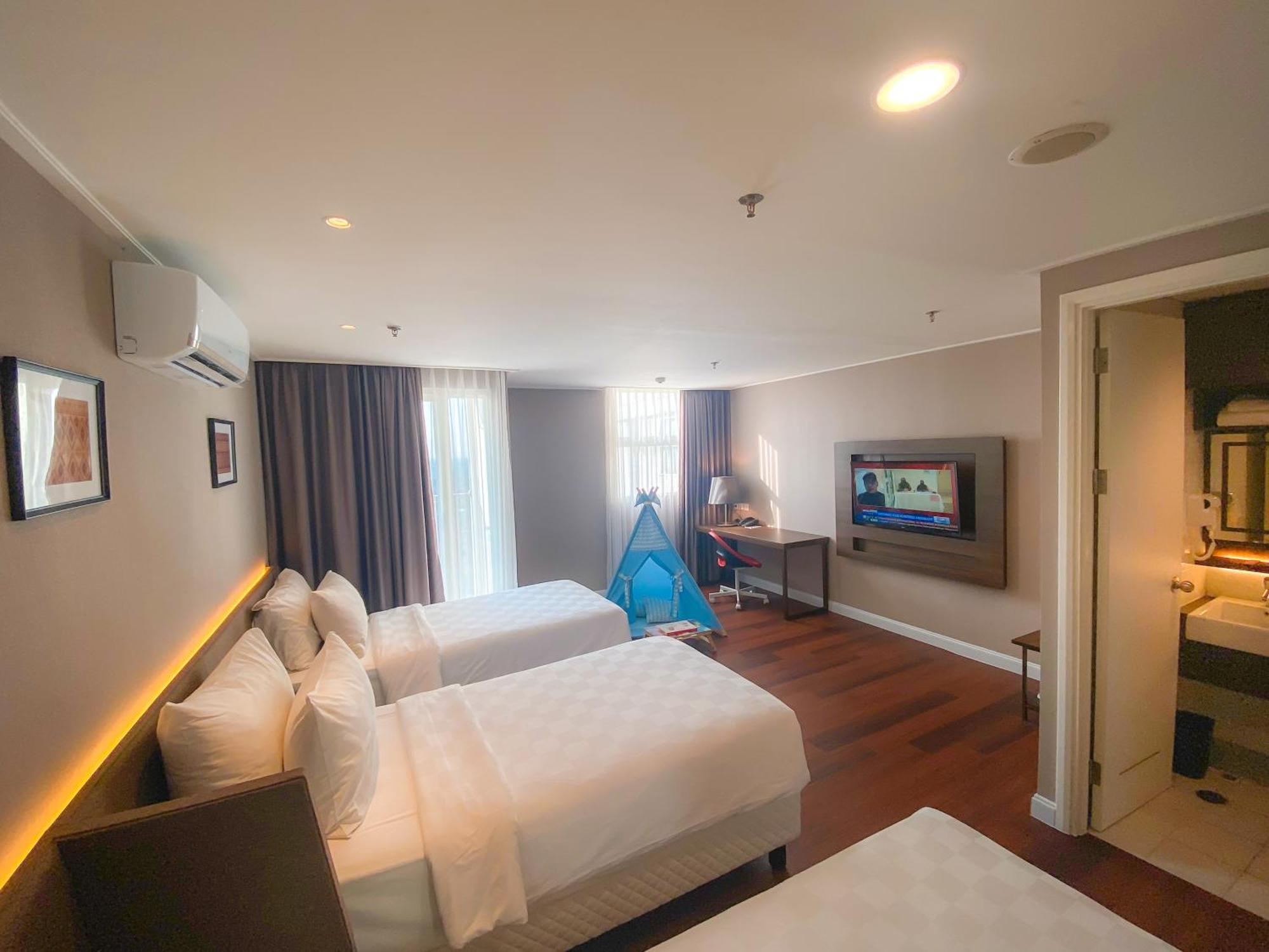 Swiss-Belcourt Serpong Luaran gambar